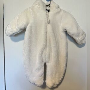 Wendy Bellissimo White Fluffy Snowsuit Baby Bunting 3 Months